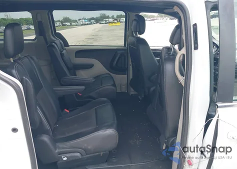 2019 Dodge Grand Caravan Sxt from USA, damaged, VIN 2C4RDGCG5KR546198